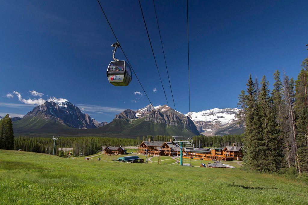 lake louise gondola with toddler and kids