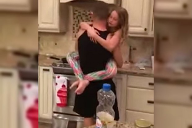 MOM CAPTURES FATHER DAUGHTER DANCE