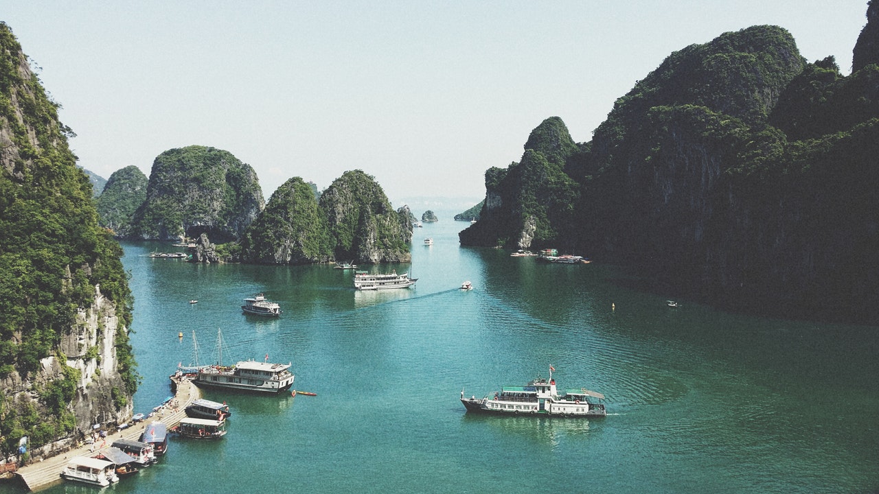 top 10 things to do in vietnam