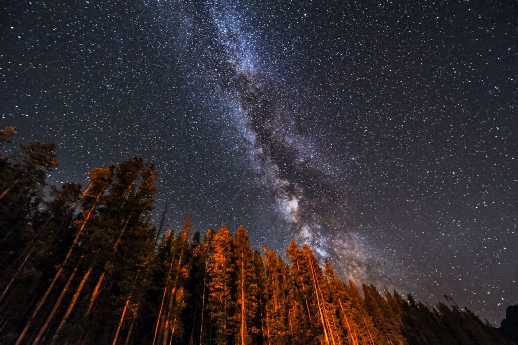 star gazing at yellowstone national park
